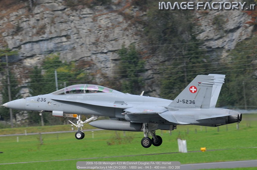2009-10-08 Meiringen 423 McDonnell Douglas FA-18C Hornet